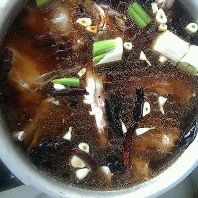 微头条酱香大骨头,探寻传统美食的独特魅力