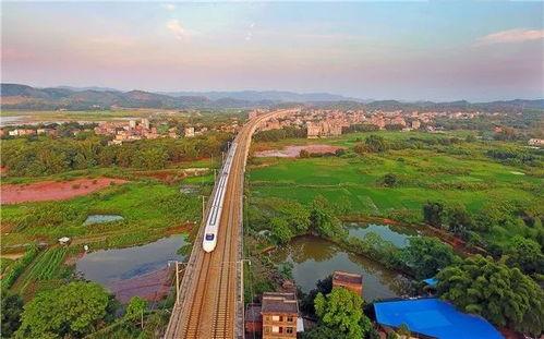 龙圩苍海网红打卡地方,网红打卡地，探寻广西新晋旅游胜地之美